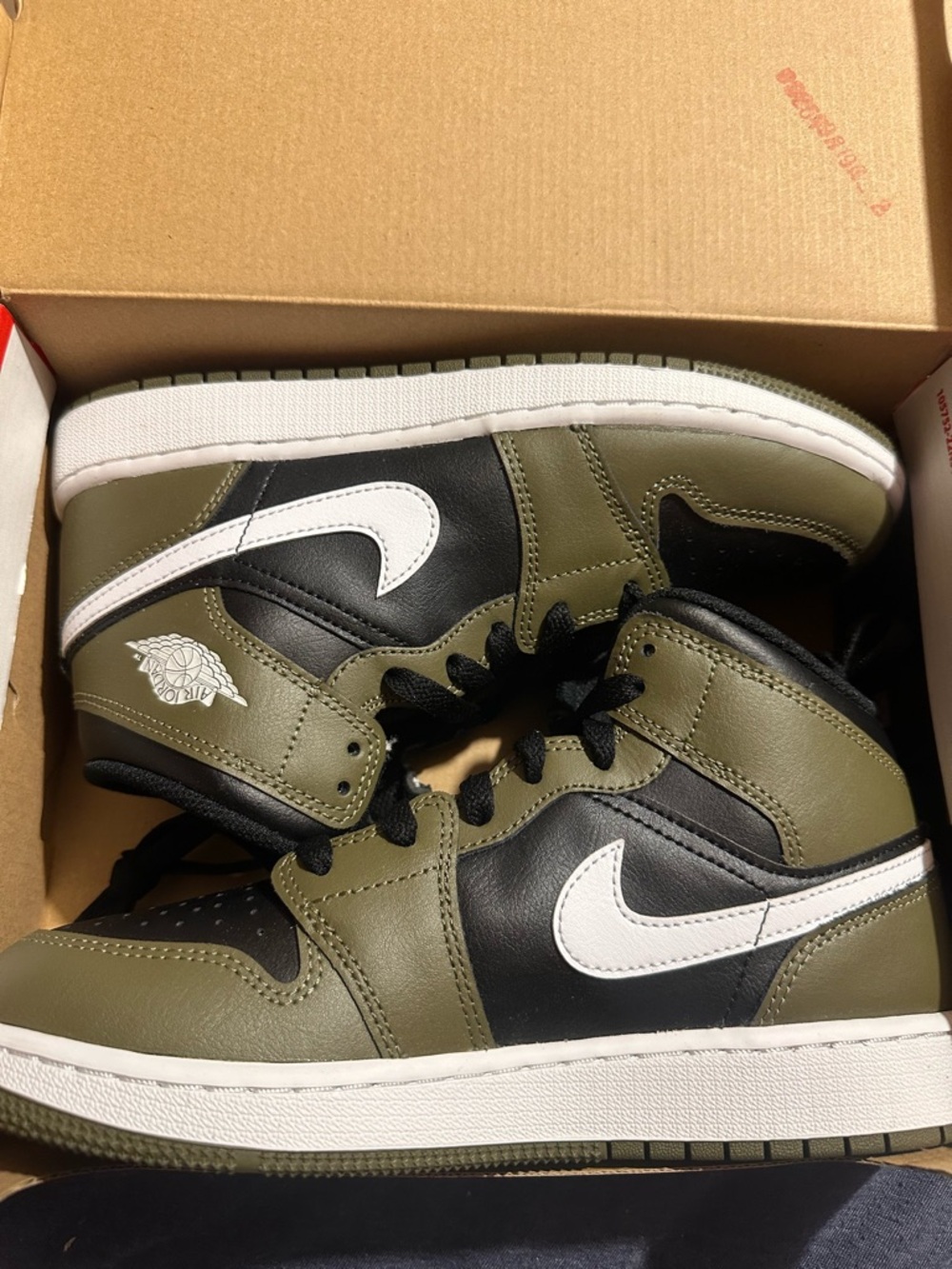 Air Jordan 1 Mid rise